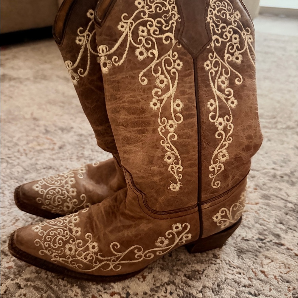 Corral Brown Kids Boots with Cream Embroidery